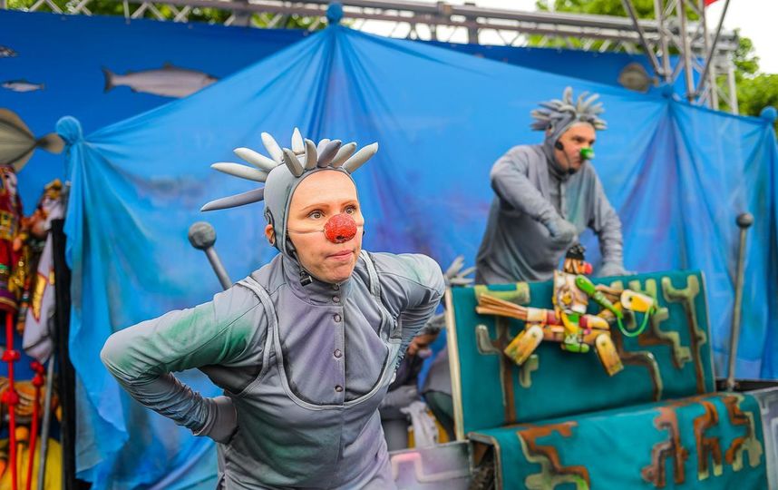 Забавные аниматоры развеселят и детей, и взрослых. Фото moscowseasons.com