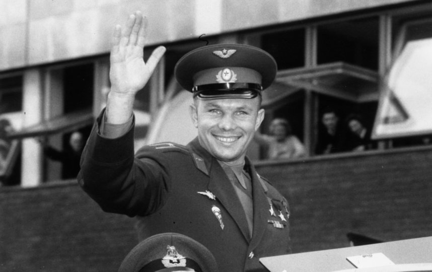 Сергунина: На ВДНХ вернули легендарный фотопортрет Юрия Гагарина