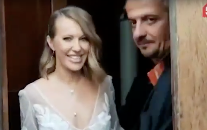 Госавтоинспекция заинтересовалась видео со свадебным катафалком Собчак и Богомолова