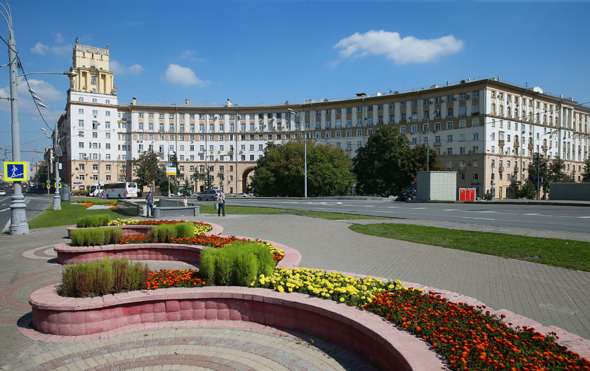 Московский последний. Площадь Гагарина 2. Площадь Гагарина дом 37. Совминовский дом. Совминовские дома в Москве.