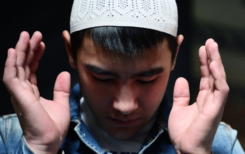 Мусульмане в Москве празднуют Курбан-Байрам. Фото РИА Новости