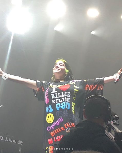 Билли Айлиш в Москве. Фото скриншот instagram.com/julialuw/