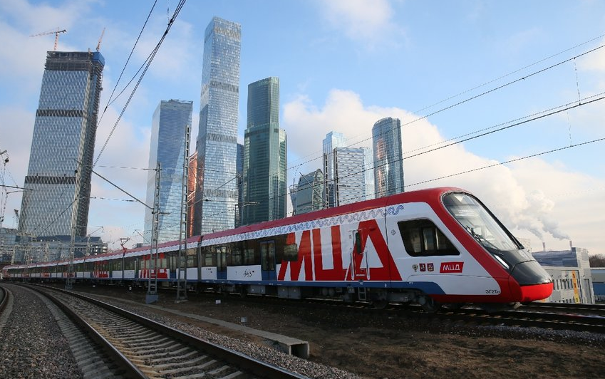 Вся система метро – мосметро, МЦК и МЦД – продолжит работу в режиме рабочего дня. Фото Василий Кузьмичёнок