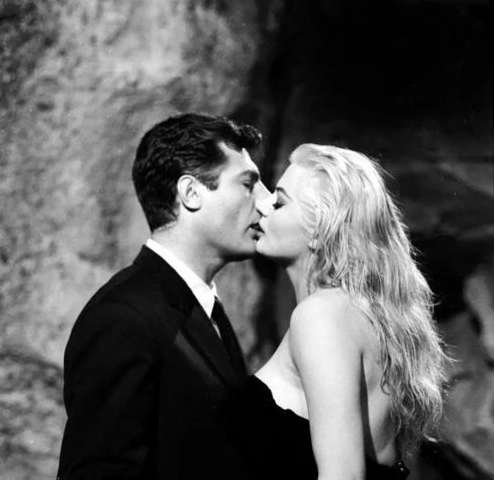 Фильм "Правда о "Сладкой жизни". Фото скриншот