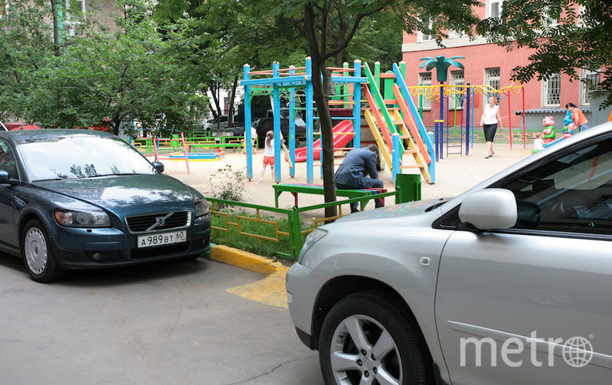 Ко дню России парковку в Москве сделают бесплатной. Фото Василий Кузьмичёнок, "Metro"