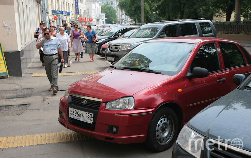 Ко дню России парковку в Москве сделают бесплатной