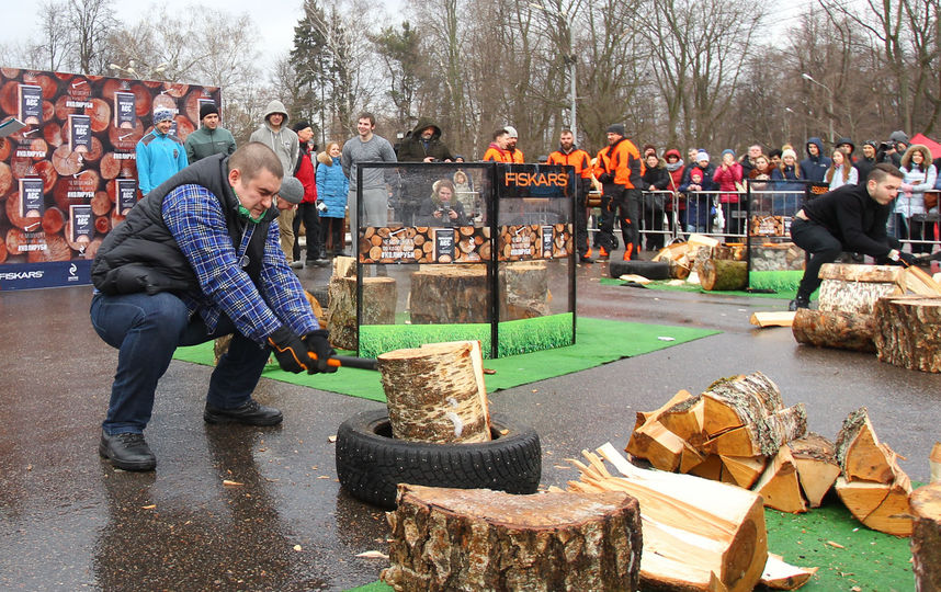 Член команды Metro-Москва проходит один из конкурсов. Фото Василий Кузьмичёнок