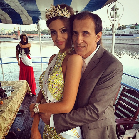 Оксана Воеводина. Фото архивные, скриншот instagram.com/p/3vAiLogTX_/?taken-by=voevodinaoksana, "Metro"