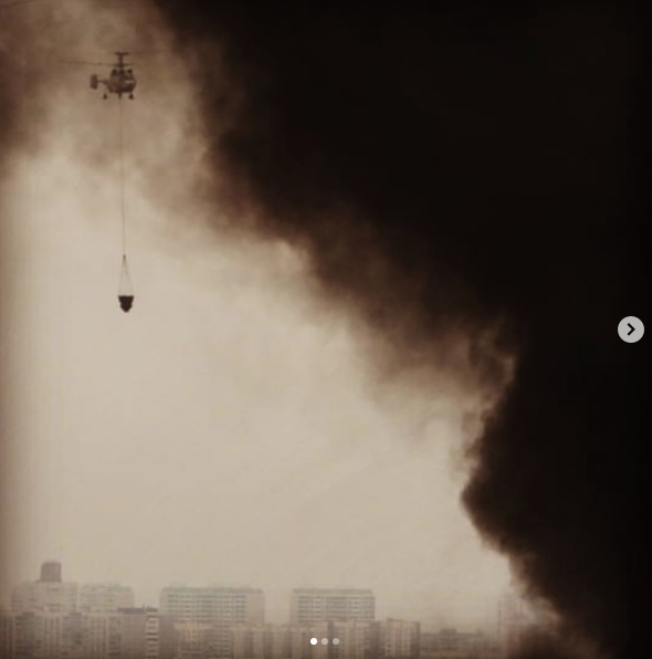 В Москве крупный пожар на Варшавском шоссе, горит склад. Фото скриншот instagram georg.alien