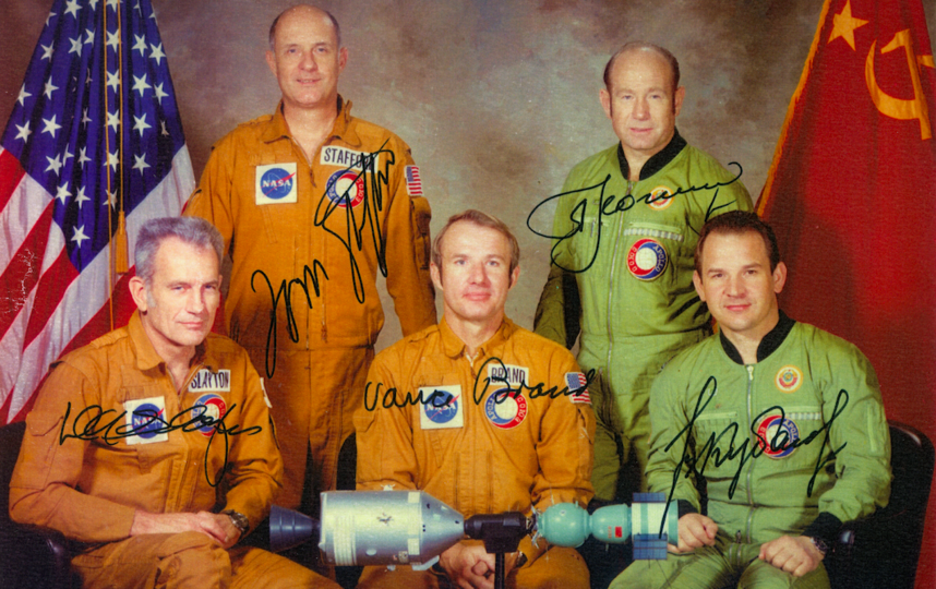 Выставка "Во имя мира и прогресса!"была подготовлена аккурат к 45-летию программы "Союз" – "Аполлон". Фото предоставлено пресс-службой