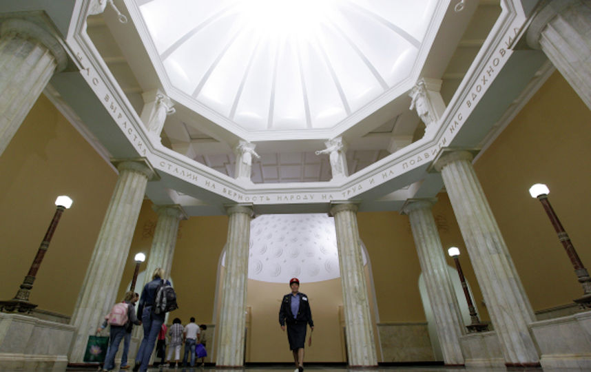 Станция "Курская" кольцевой линии московского метро. Фото РИА Новости