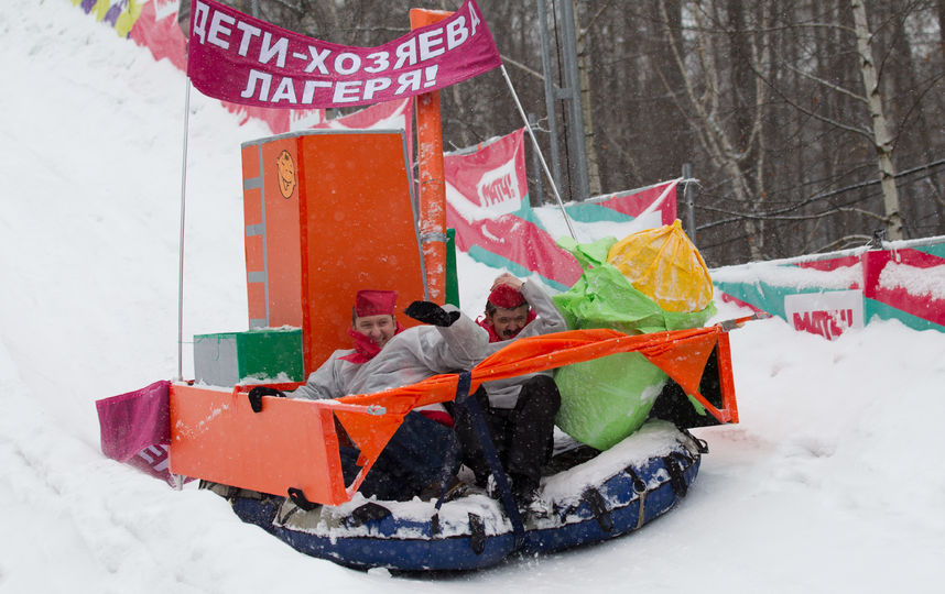 Катание на санях пользуется популярностью у москвчией. Фото Василий Кузьмичёнок