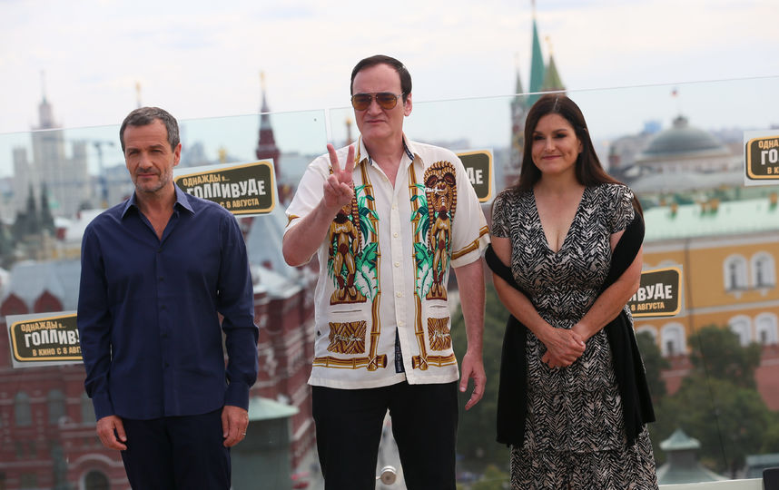 Режиссер Квентин Тарантино во время фотоколла на крыше отеля The Ritz Carlton Moscow в Москве. Фото Василий Кузьмичёнок