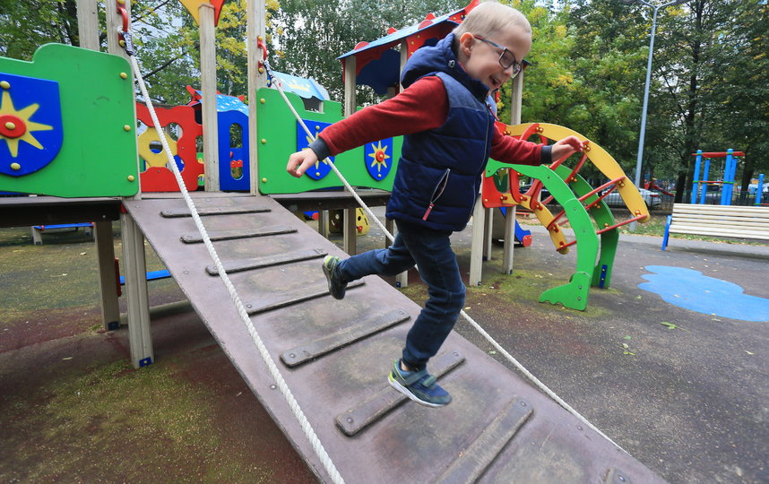 Озорной ребёнок влюбляет в себя мгновенно. Фото Василий Кузьмичёнок