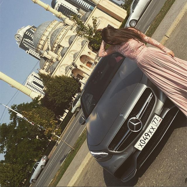 instagram.com/maraa049/?hl=ru.