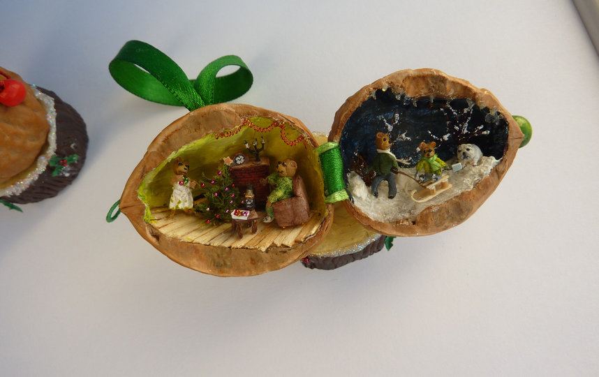 Используют орешки по-разному: кто-то – как ёлочную игрушку, кто-то ставит в шкаф любоваться. Фото предоставлено героем публикации