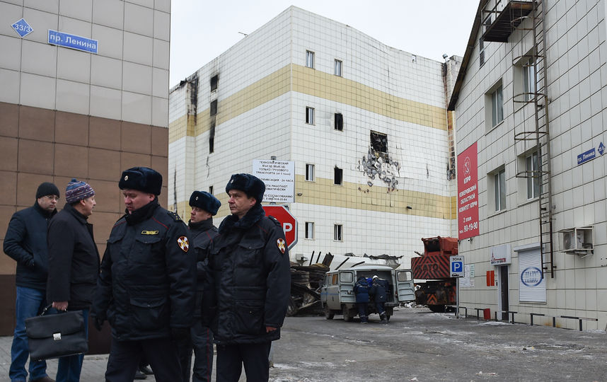 МЧС: В двух ТЦ в Москве грубо нарушаются правила пожарной безопасности