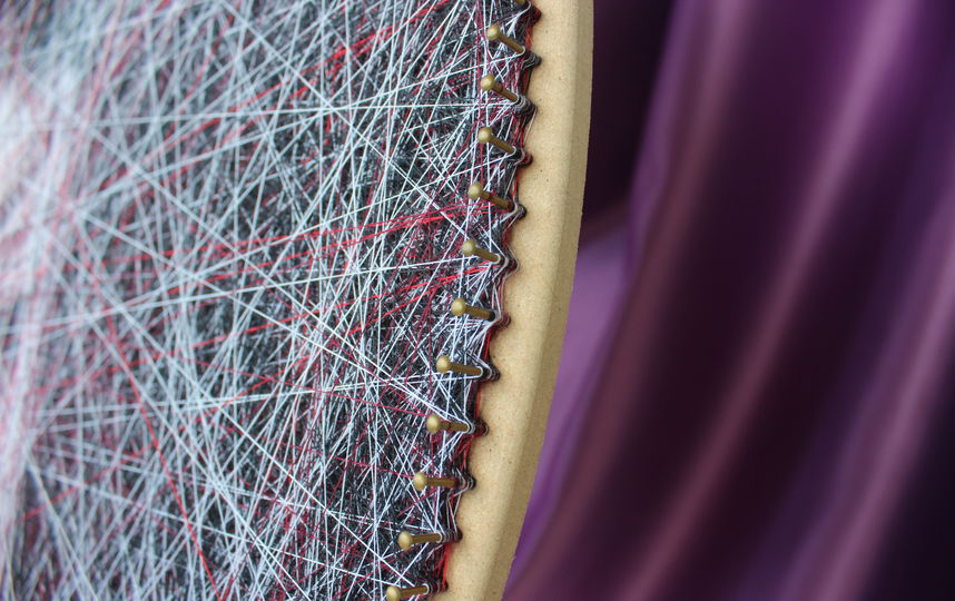 Художественные шедевры из ниток. Фото предоставлено Ани Абакумовой