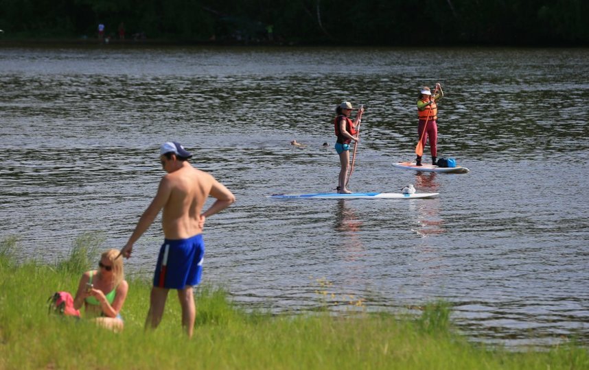 Открытие пляжного сезона в Подмосковье. Фото Василий Кузьмичёнок