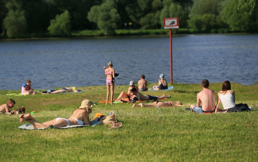 Открытие пляжного сезона в Подмосковье. Фото Василий Кузьмичёнок