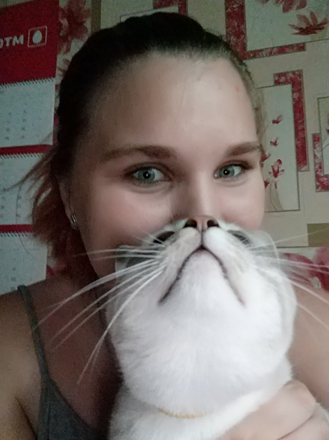 Меня зовут Света и это мой кот Стэн. Фото Светлана