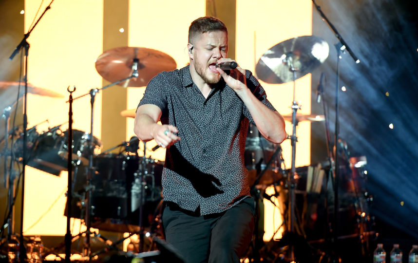 Солист группы Imagine Dragons о новом альбоме: Мы оставили темноту позади и он полон красок