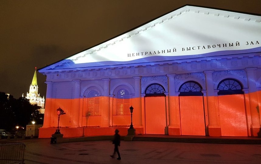 Световое шоу. Фото Василий Кузьмичёнок