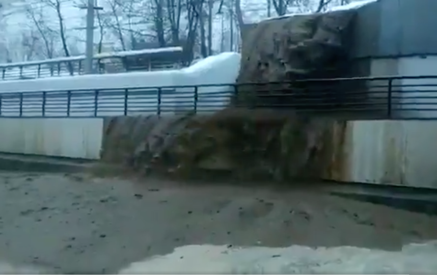 На северо-западе Москвы затопило тоннель из-за провала грунта