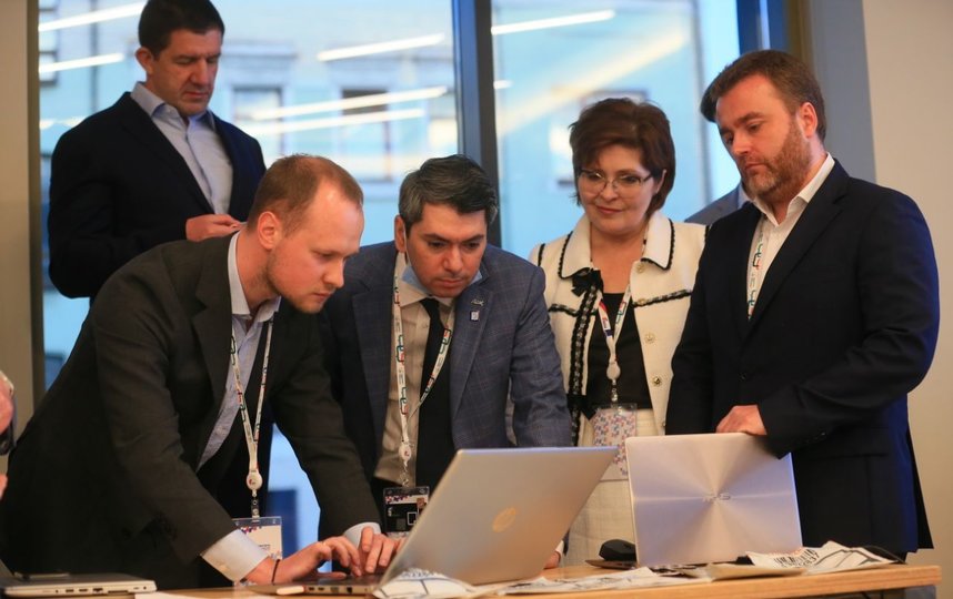 Расшифровка ключей электронного голосования. Фото Василий Кузьмичёнок