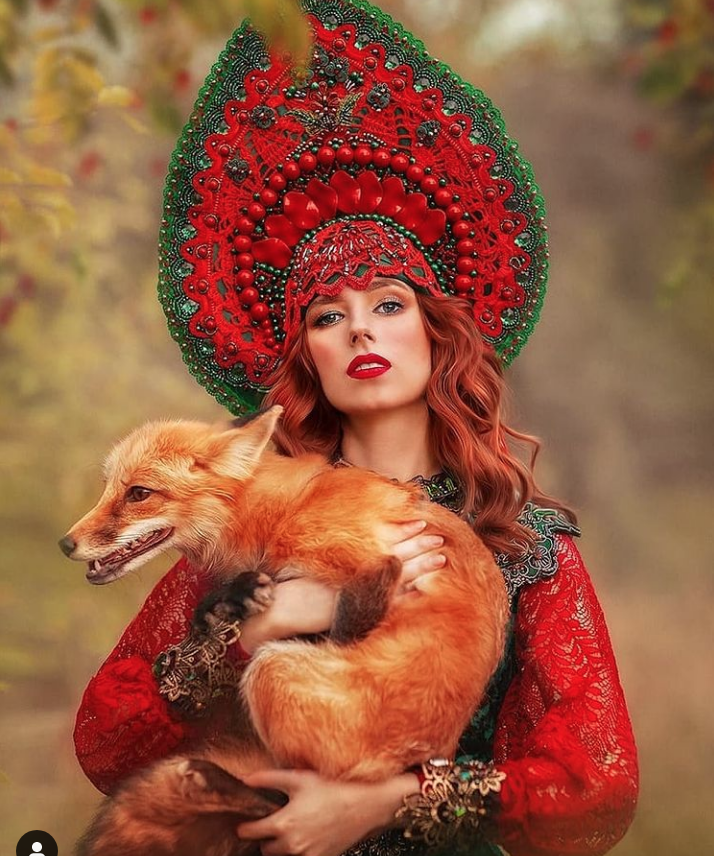 Авторские кокошники в основном используют для фотосессий и модных показов.