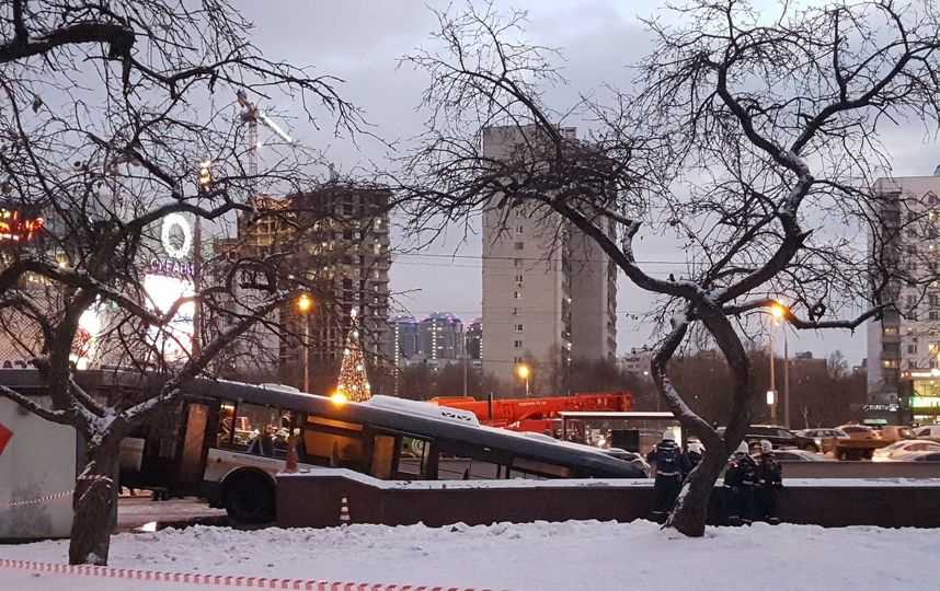 Очевидец о трагедии с автобусом в Москве: На этом маршруте было много водителей-лихачей