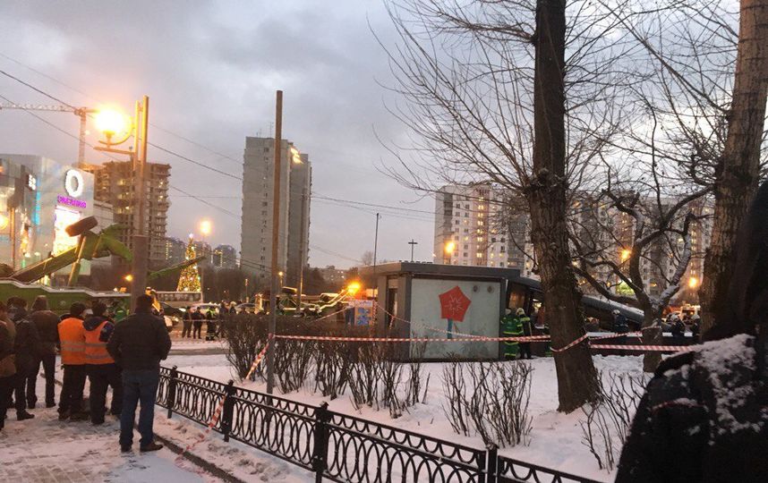 Полиция на месте трагедии. Фото Дарья Буянова.