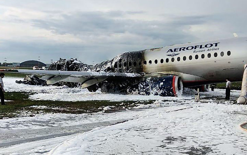 Пилот сгоревшего в Шереметьево "Суперджета" впервые высказался после трагедии