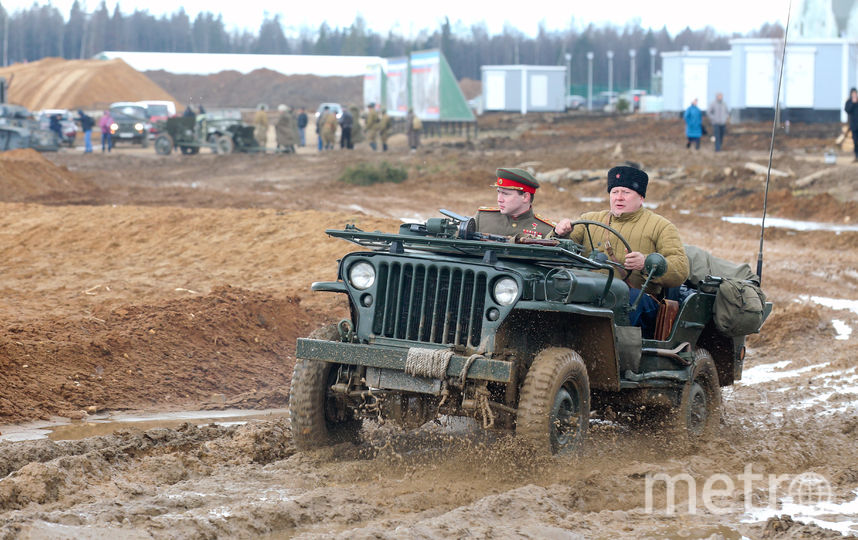 Под Москвой снова взяли штурмом Рейхстаг. Фото Василий Кузьмичёнок., "Metro"