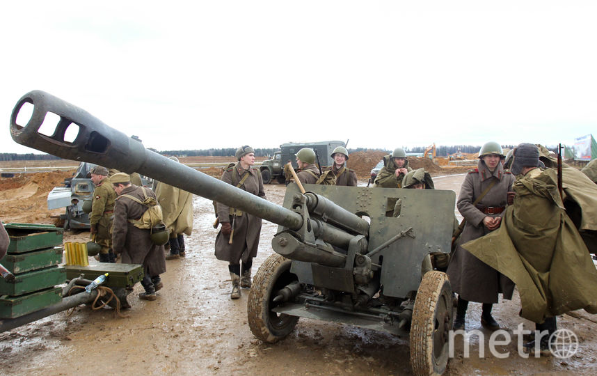 Под Москвой снова взяли штурмом Рейхстаг. Фото Василий Кузьмичёнок., "Metro"