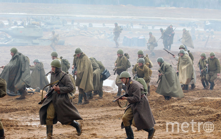 Под Москвой снова взяли штурмом Рейхстаг. Фото Василий Кузьмичёнок., "Metro"