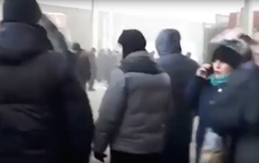 Пожар на рынке "Садовод" в Москве. Фото Скриншот Youtube