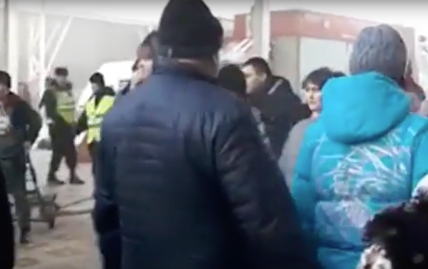 Пожар на рынке "Садовод" в Москве. Фото Скриншот Youtube