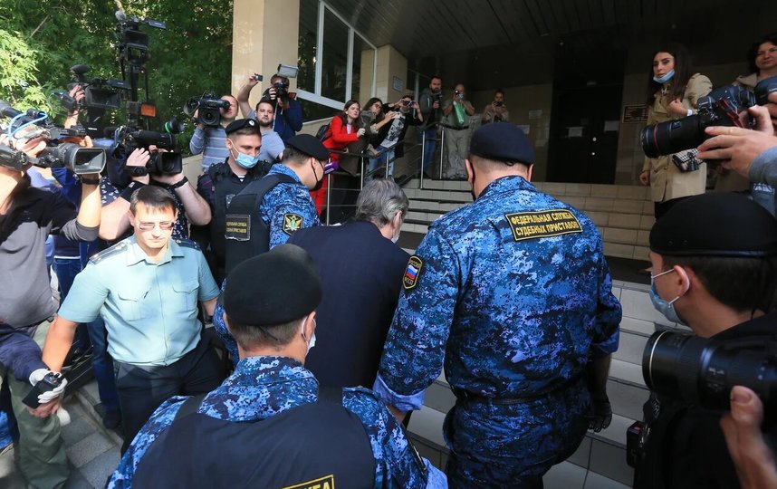 "Признаю вину": Ефремов сделал заявление в зале суда