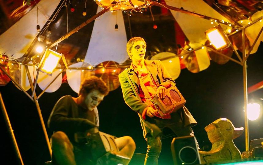 Карусель уже успели полюбить гости фестиваля "Бессонница" в Калужской области. Фото Николай Немирович