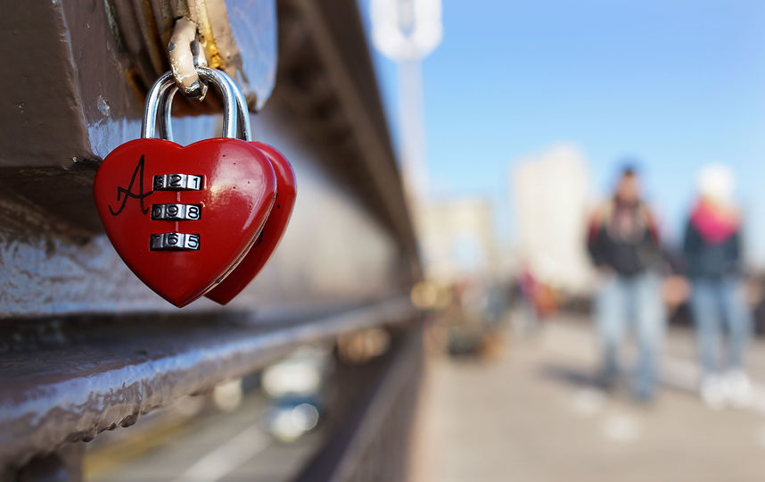 Исследование: изменники отметили День святого Валентина с любовниками
