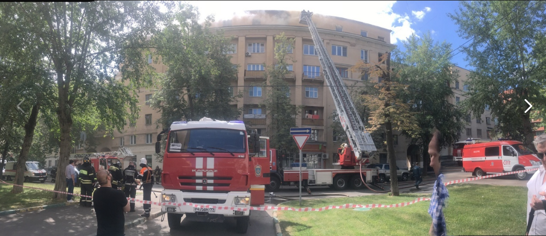 Пожар в художественных мастерских в центре Москвы ликвидировали
