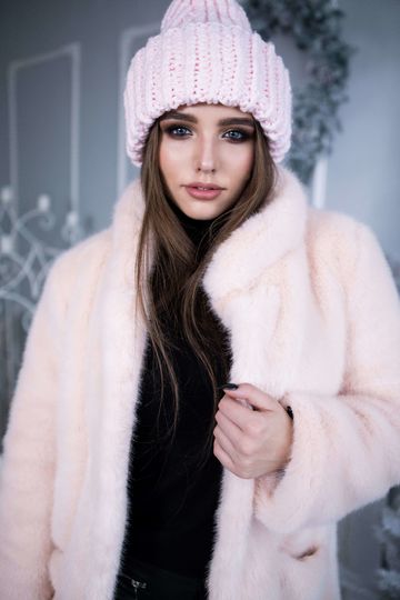 Шубка от @AlmaStore_ru. Фото Предоставлено брендом.