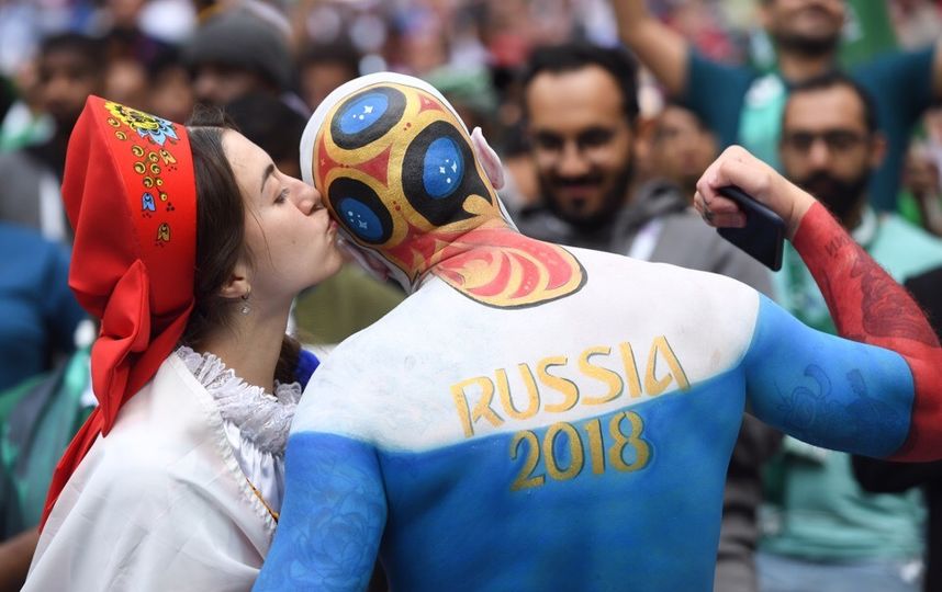 Самые красивые болельщицы ЧМ-2018. Фото AFP