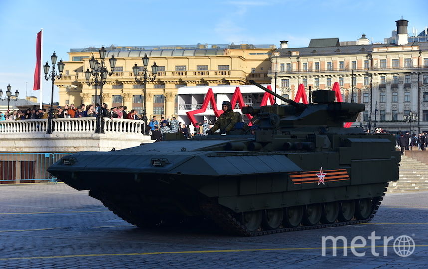 Сегодня вечером на Красной площади пройдет первая репетиция парада Победы