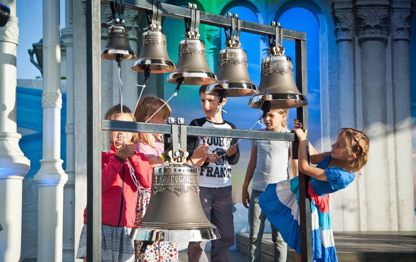 Гости научатся профессионально звонить в колокола. Фото предоставлено пресс-службой Синодального отдела по делам молодёжи