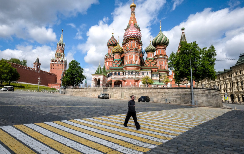 СМИ: Москвичам могут разрешить гулять по графику 3 раза в неделю