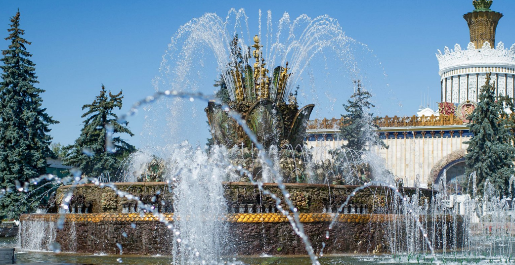 Фонтан “Каменный цветок". Фото Пресс-служба Мэра и Правительства Москвы. Денис Гришкин, mos.ru