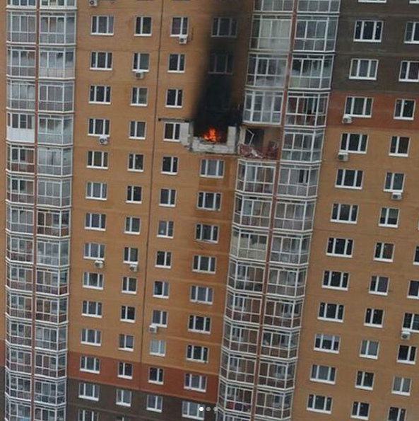 Пожар в одном из домов в ЖК Бутово-парк. Фото Instagram https://www.instagram.com/vfaleev/