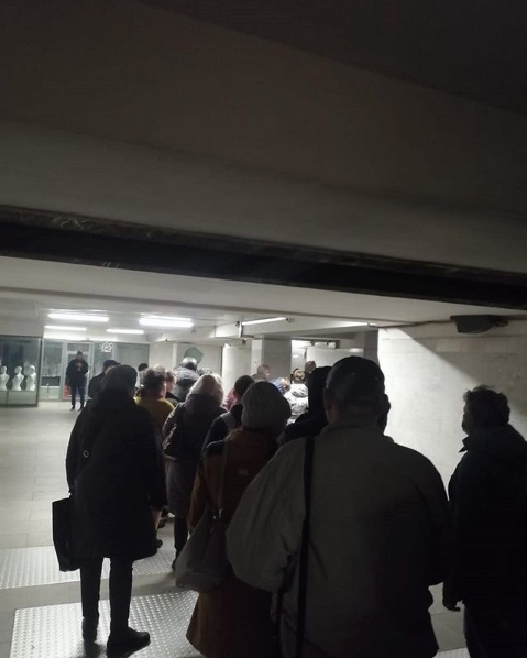 очереди в метро. Фото скриншот instagram.com/339sergei/